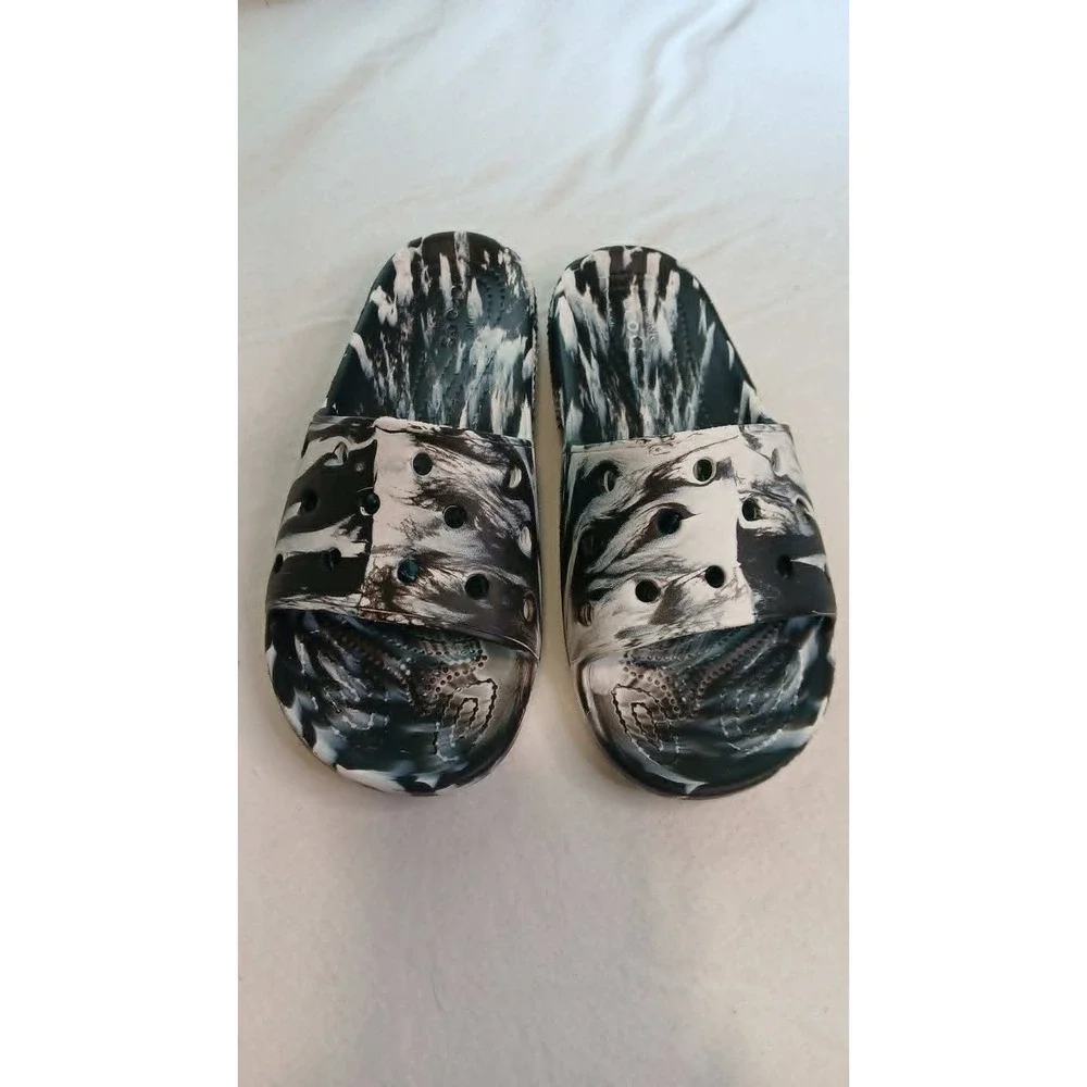 Crocs Classic Marbled Slides Black White Sandals Kids Size M4 W6